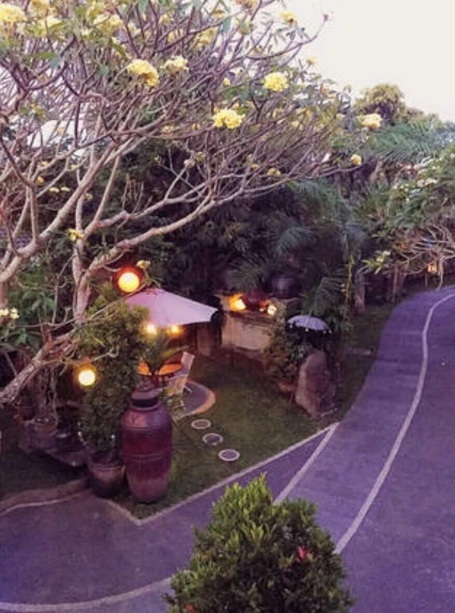 Tukad White House Ubud Exterior foto